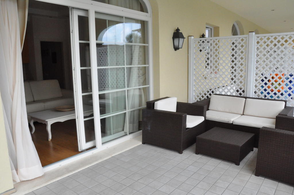 Giardino Dei Colori Dianella Appartamenti Pool Relax &Family Friendly Toscolano Maderno Room photo