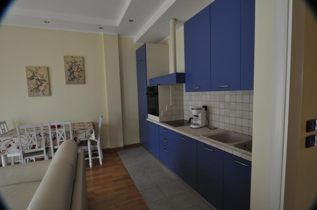 Giardino Dei Colori Dianella Appartamenti Pool Relax &Family Friendly Toscolano Maderno Exterior photo