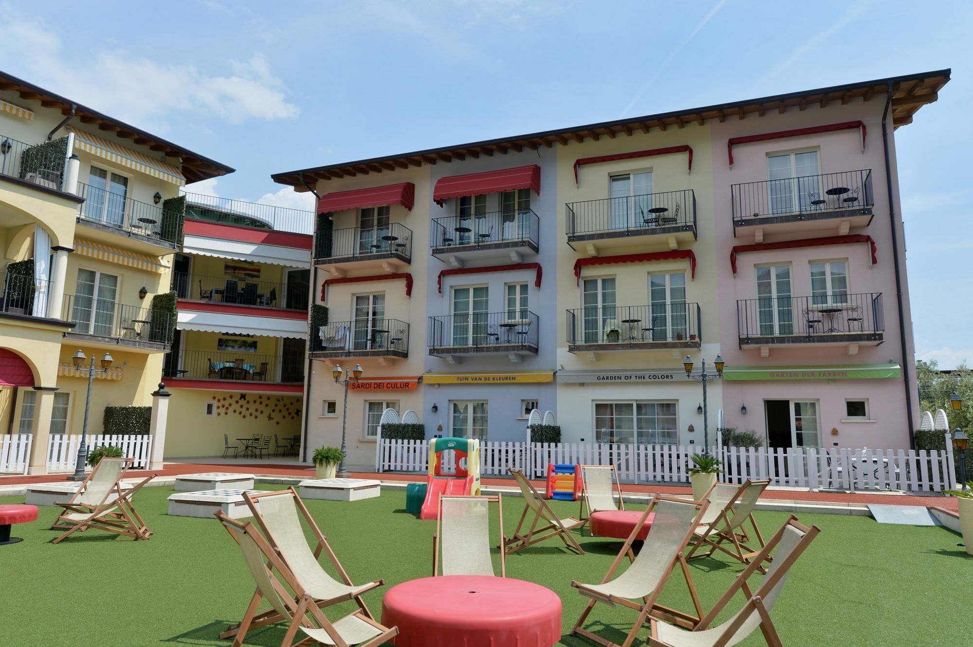 Giardino Dei Colori Dianella Appartamenti Pool Relax &Family Friendly Toscolano Maderno Exterior photo