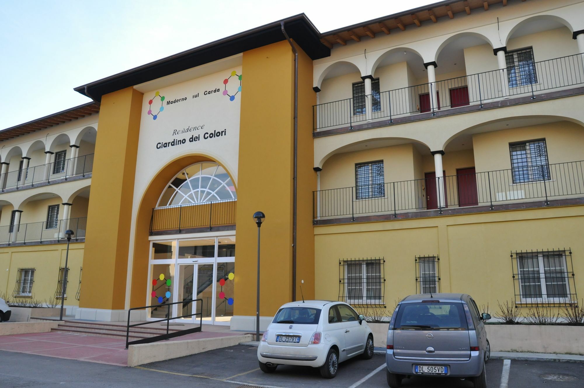 Giardino Dei Colori Dianella Appartamenti Pool Relax &Family Friendly Toscolano Maderno Exterior photo
